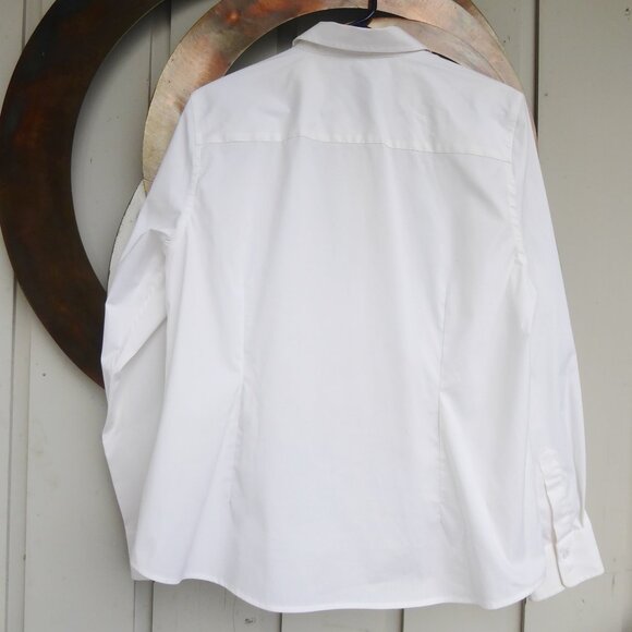 Crisp Classic Tabi Cotton White Shirt, Size Lg - Picture 2 of 3